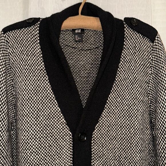 H&M L Black White Checkered Knit Wool Blend Shawl Button Front Cardigan Sweater - Picture 3 of 12